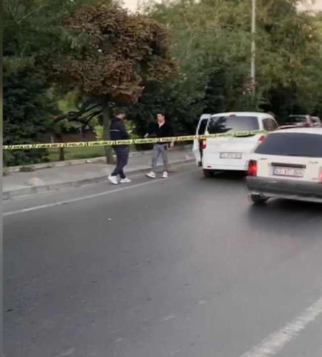 Esenler'de kiracı dehşeti! Ev sahibini bıçakladı, kanlar içindeki adamın başında bekledi - Resim : 3