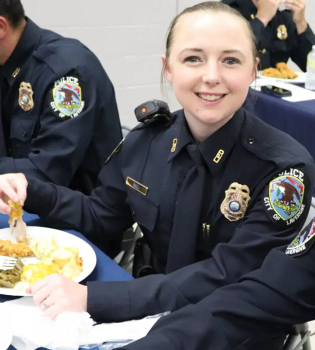 Karakol yasak aşk yuvası oldu! Evli polis memuru altı meslektaşıyla aynı anda ilişki yaşadı - Resim : 1