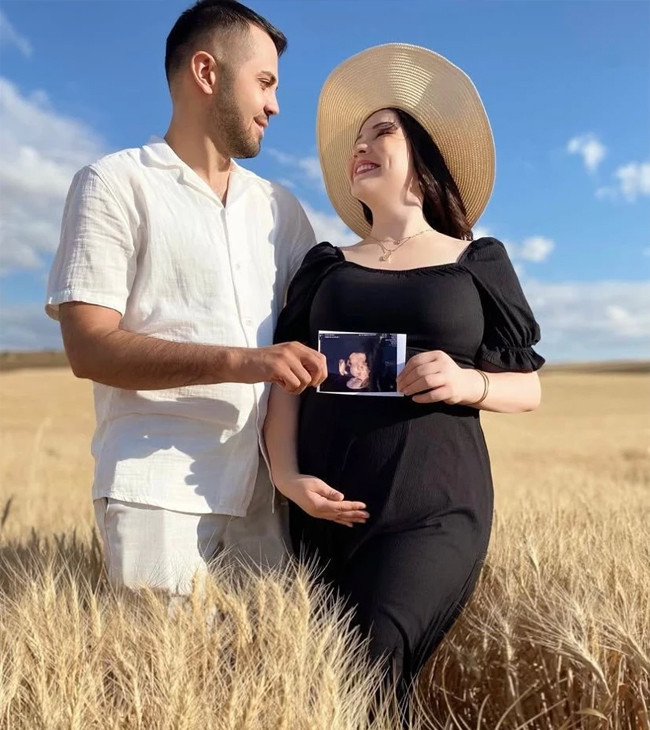 Safra kesesi ameliyatında bağırsağı kesildi... Kevser öğretmen hayatını kaybetti! - Resim : 1