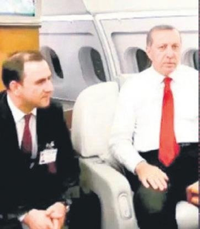 Melih Altınok’tan Selçuk Tepeli’ye ağır sözler! ‘Patronuna sormadan tuvalete gitmeyen….’ - Resim : 1