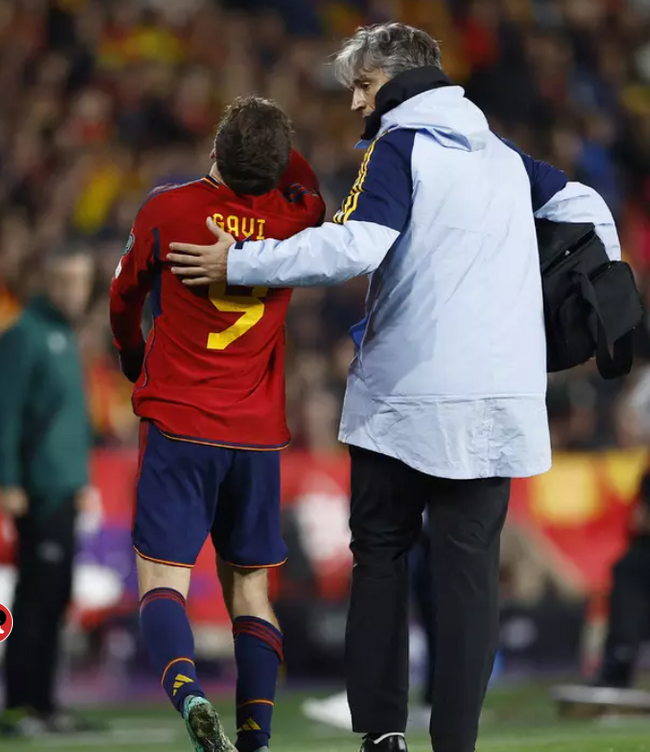 Barcelona'nın 'altın çocuğu' sezonu kapattı! - Resim : 1