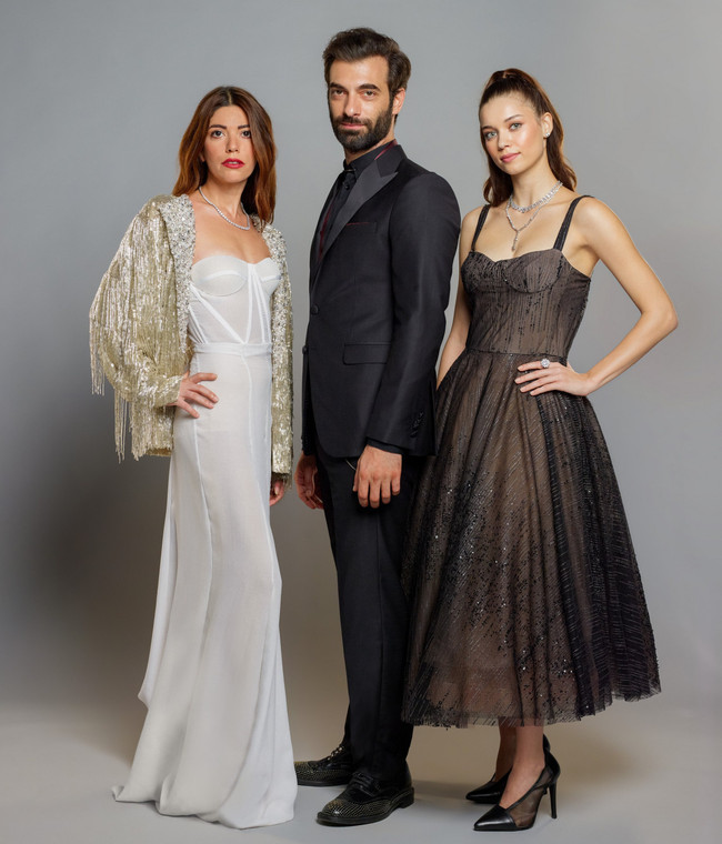 FOX'tan Öğretmen dizisiyle ilgili flaş karar! - Resim : 1