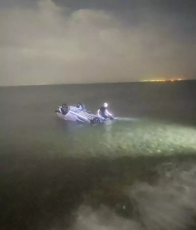 Denize uçan otomobilde hayatını kaybetmişti! Okul müdürü Esma Deniz'in ölümünde korkunç iddia - Resim : 1