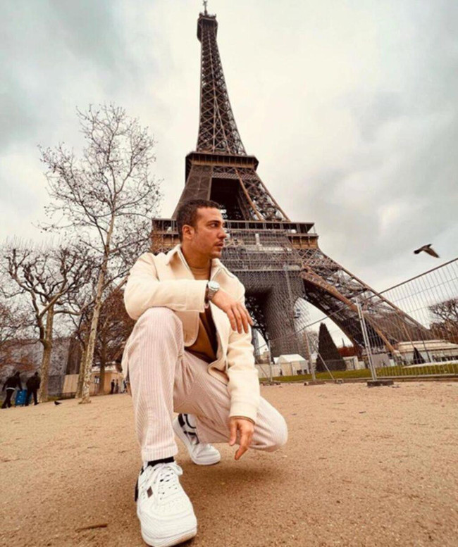 Demet Özdemir ve Oğuzhan Koç'tan Paris pozları! Dalga konusu oldular - Resim : 2