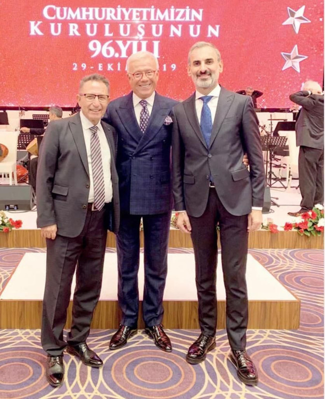 Ertuğrul Özkök: 96’ncı yılın bu üçlü karesi dün 100’üncü yılda Külliye’de niye yoktu? - Resim : 1