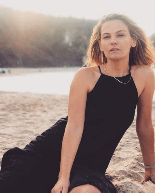 Ünlü oyuncu Burcu Günay'ın yediği çikolatadan çıkan şey mide bulandırdı - Resim : 1