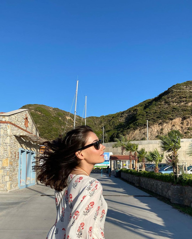 Ünlü oyuncudan yeni imaj! Hayranları tanıyamadı - Resim : 4