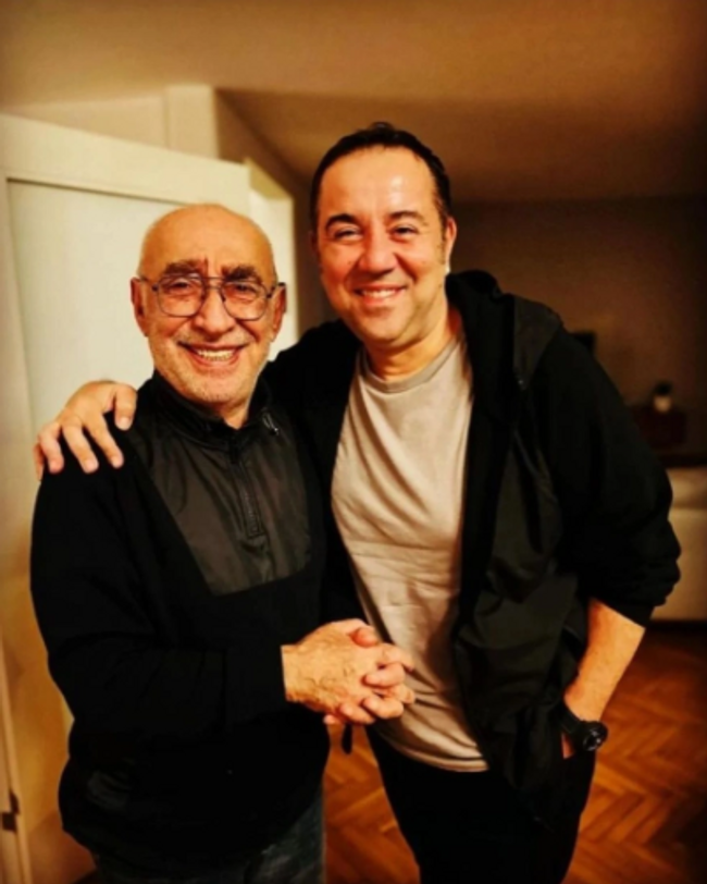 Ata Demirer bir deri bir kemiğe döndü! Sırrını açıkladı - Resim : 1