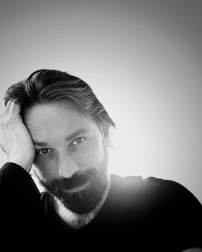 Hazal Kaya'yı sarsan ölüm - Resim : 1