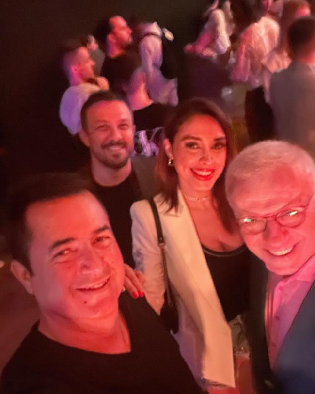 Survivor All Star'ın merakla beklenen birleşme partisinden ilk görüntüler geldi - Resim : 2