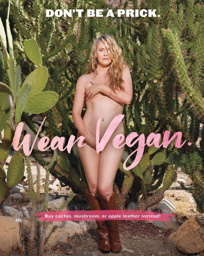 Ünlü oyuncu PETA için soyundu - Resim : 1