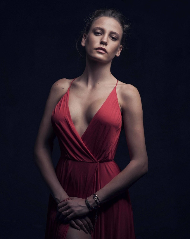 Serenay Sarıkaya'dan dev reklam anlaşması! - Resim : 1