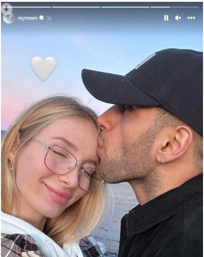 Reynmen, romantik bir pozunu paylaşarak ilişkisini ilan etti - Resim : 1