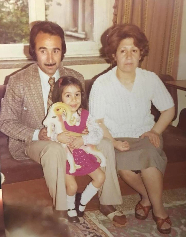 Ünlü oyuncu Binnur Kaya’yı yıkan ölüm! Acı haberi ev arkadaşı duyurdu… - Resim : 2