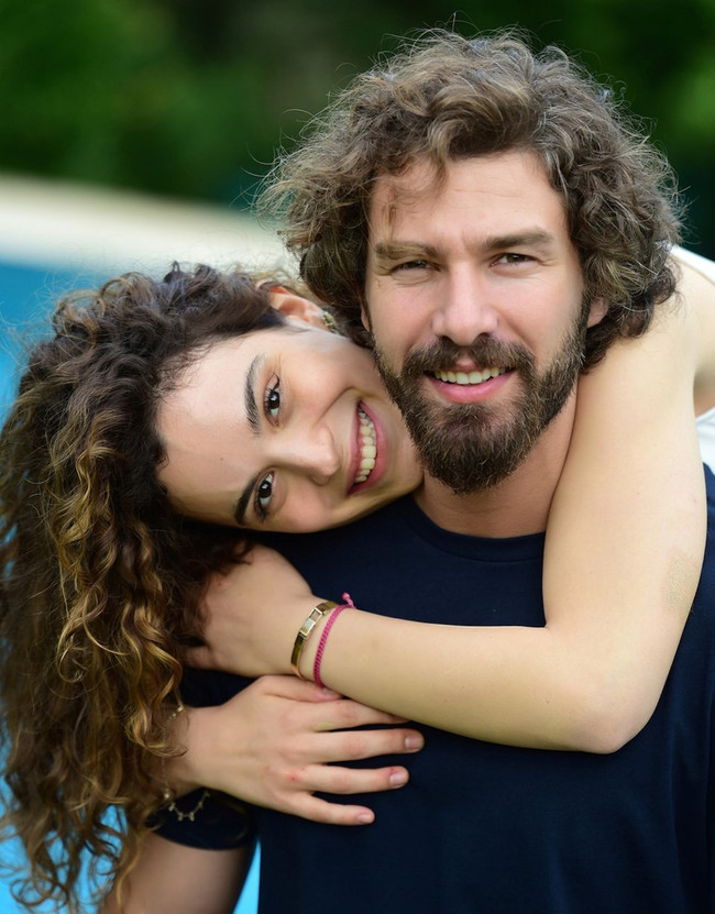 Nejat ve Suna'nın aşk oyunu: Benim Tatlı Yalanım - Resim : 1