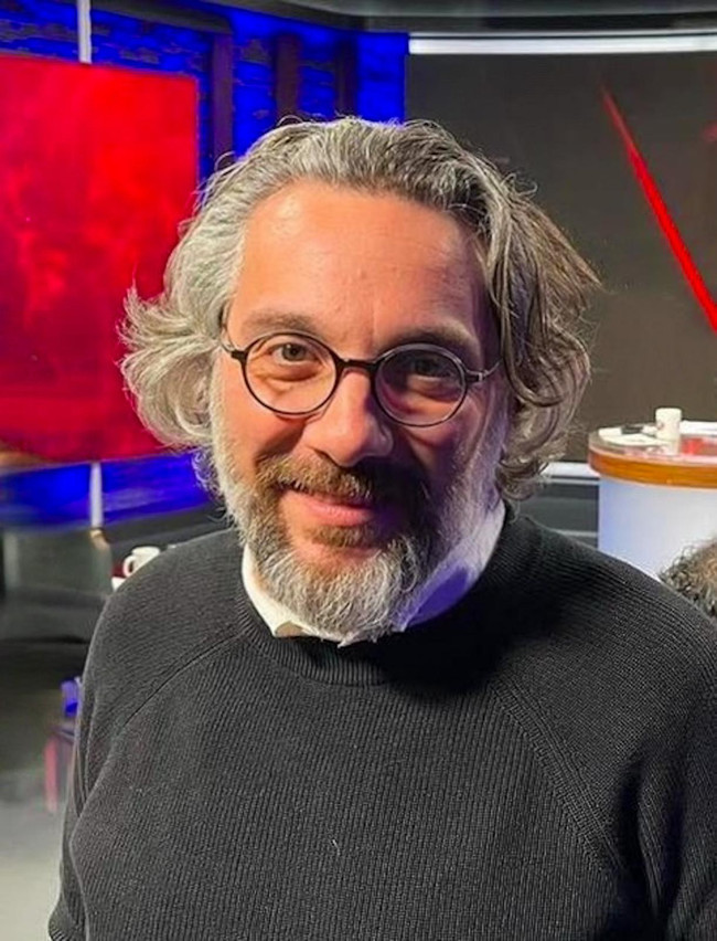 Sözcü TV’de deprem: GYY Özgür Çakmakçı veda etti! ‘Bu yolun sonuna geldik…’ - Resim : 1