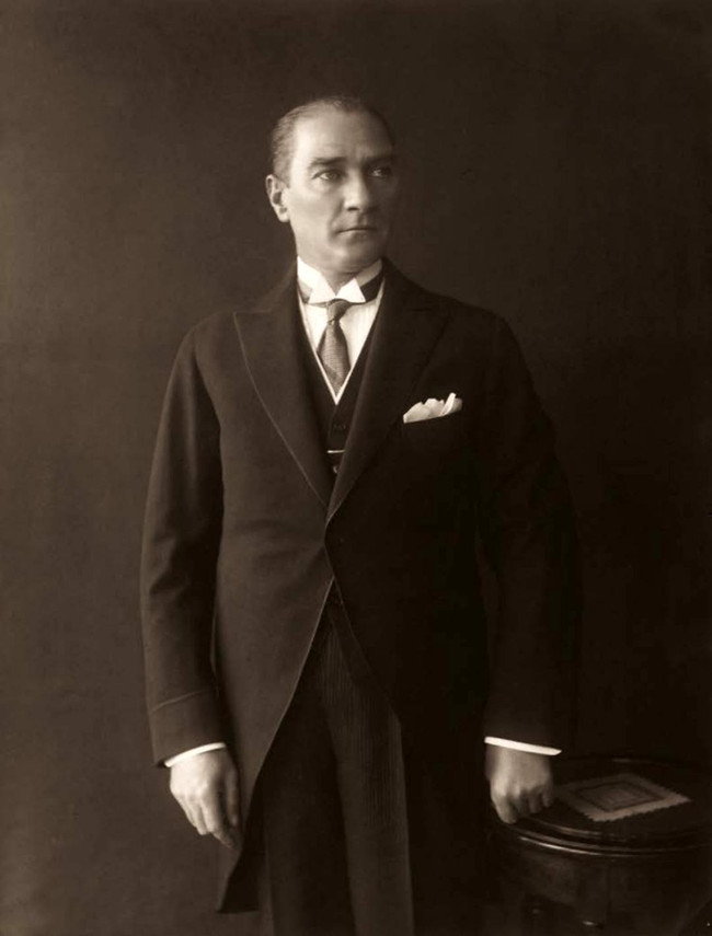 Atatürk'ün stüdyodaki videosu ortaya çıktı! İlk kez göreceksiniz: Bir belgeselde bulundu… - Resim : 6