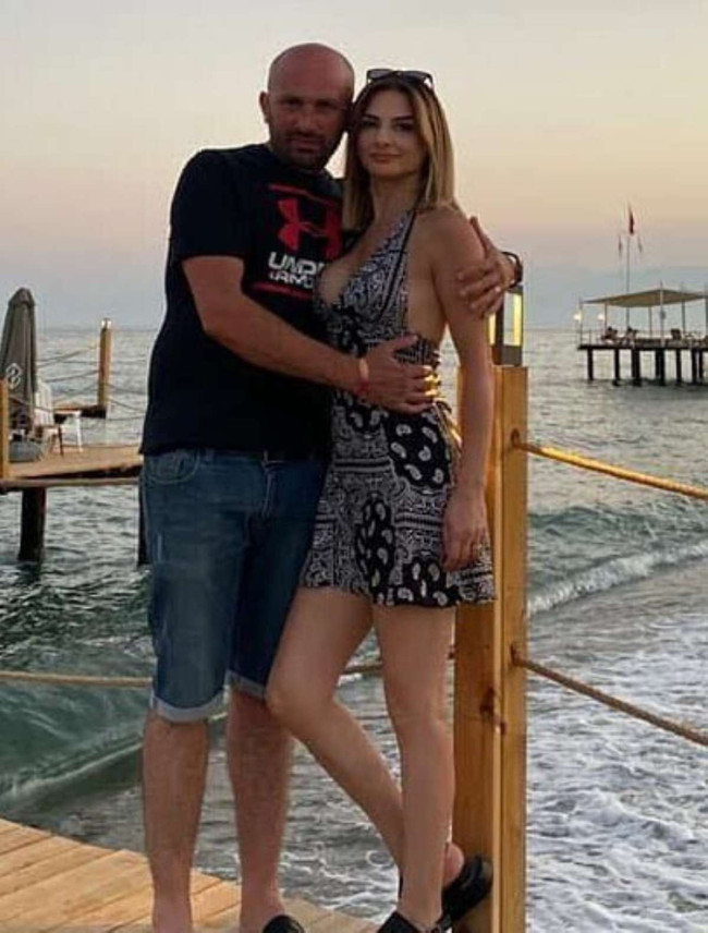 Mutlu evlilikleri vahşetle bitti! Tartıştığı kocasını bıçaklayarak öldürdü - Resim : 1