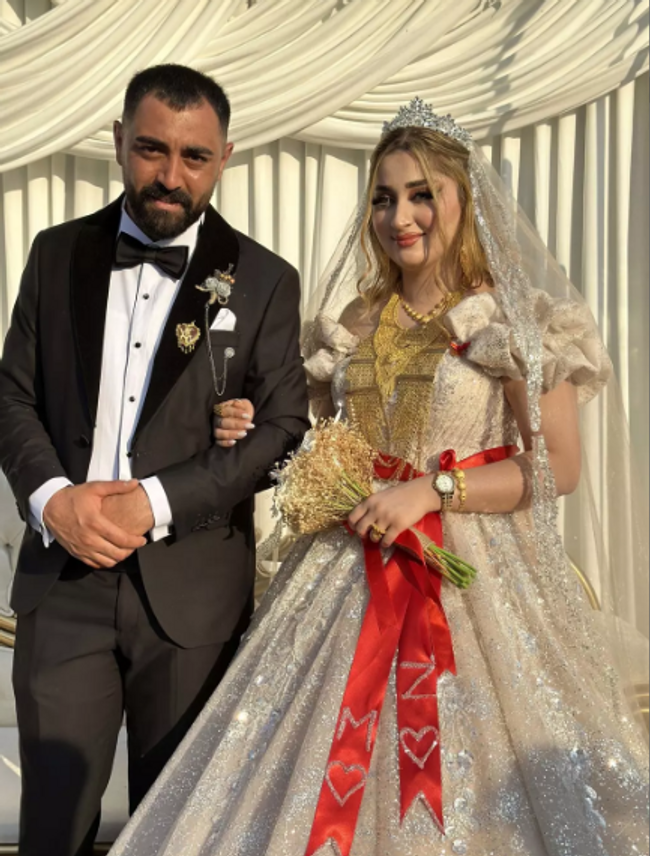 'Tıvorlu İsmail’in oğlunun düğününde altın yağdı! Takı miktarı dudak uçuklattı - Resim : 1