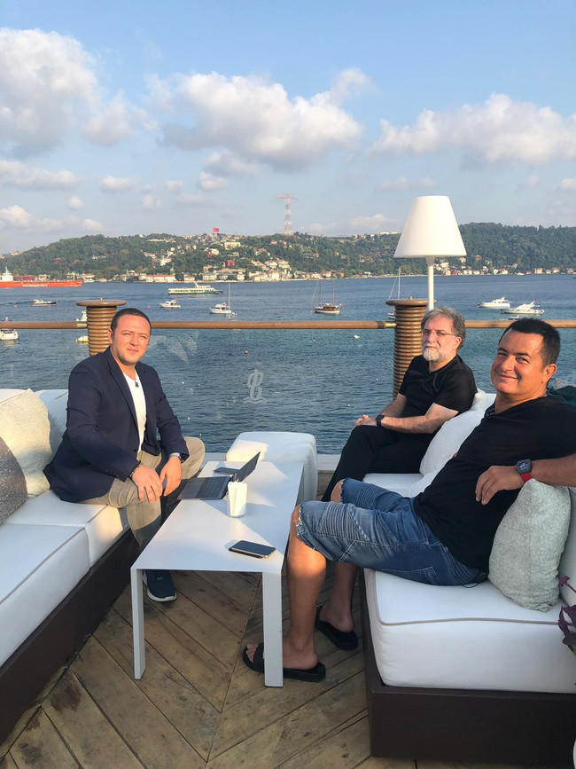 Ahmet Hakan'dan Hürriyet'e taze kan! Hangi ismi köşe yazarı olarak kadroya kattı? - Resim : 1