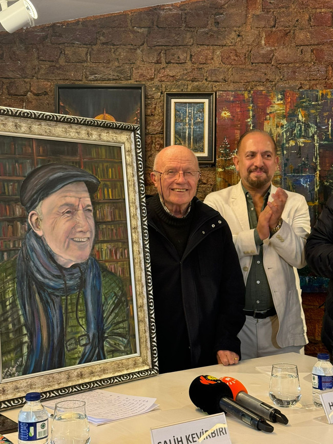 Can sıkıntısıyla başladı, ilk sergisini açtı! - Resim : 1