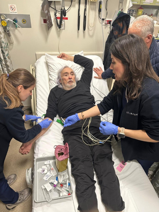 Gırgıriye Müzikali'nde gerginlik... Müjdat Gezen tartışma sonrası hastaneye kaldırıldı - Resim : 1