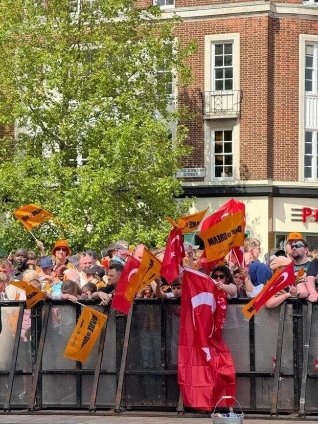 Premier Lig coşkusu! Acun Ilıcalı’dan Hull City taraftarına çifte müjde - Resim : 5