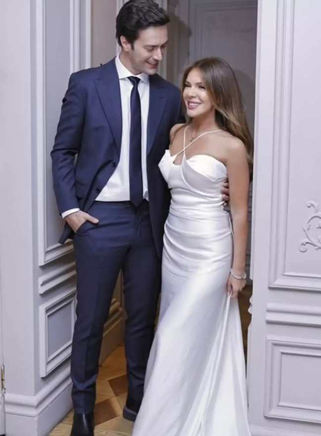 Feyyaz Şerifoğlu ünlü spiker ile evleniyor! Düğün tarihi belli oldu - Resim : 1