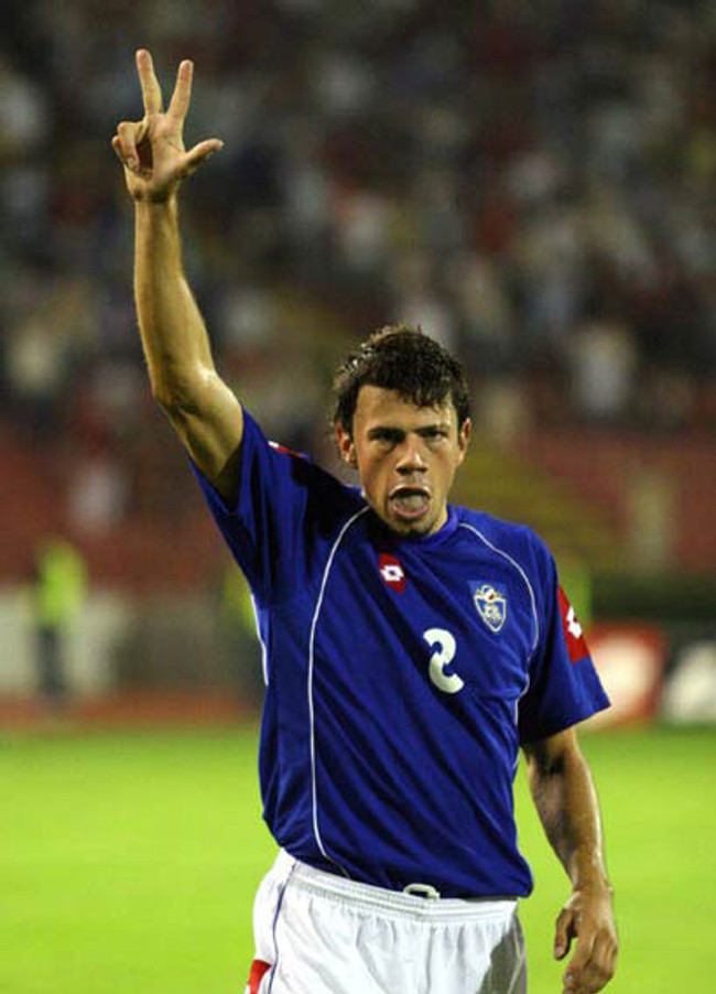 Uçakta çetnik selamı veren Fenerbahçe'nin yıldızı Tadic'e tepkiler çığ gibi - Resim : 4