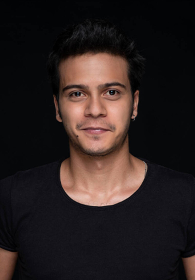 Çok Güzel Hareketler 2 oyuncusu kansere yakalandı! Ünlü ismin sağlık durumu nasıl? - Resim : 1