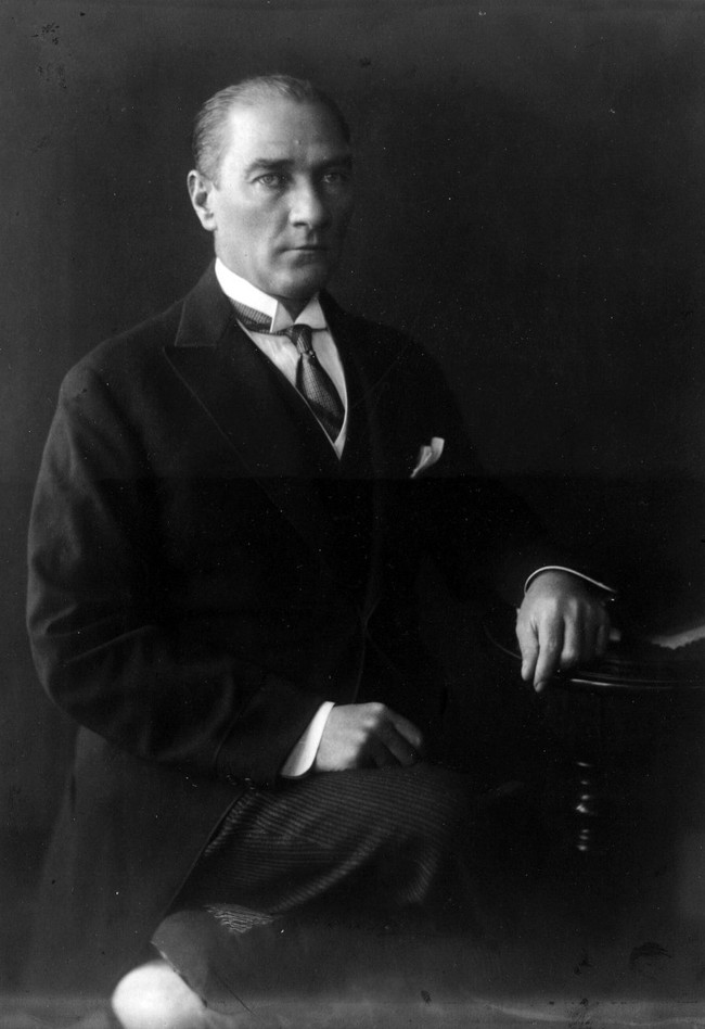 Atatürk'ün stüdyodaki videosu ortaya çıktı! İlk kez göreceksiniz: Bir belgeselde bulundu… - Resim : 2