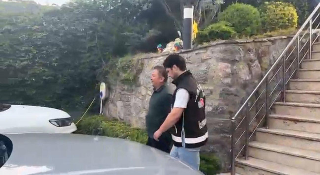 MİT'ten FETÖ’nün finans ayağına büyük operasyon: 26 gözaltı - Resim : 1