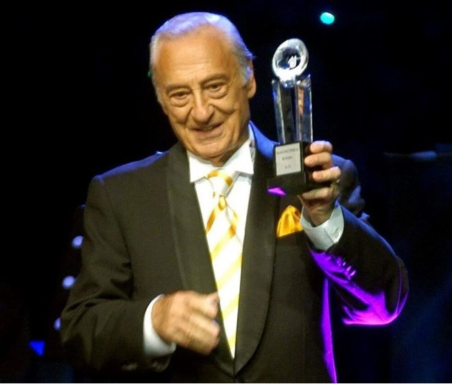 Halit Kıvanç son yolculuğuna uğurlandı - Resim : 6