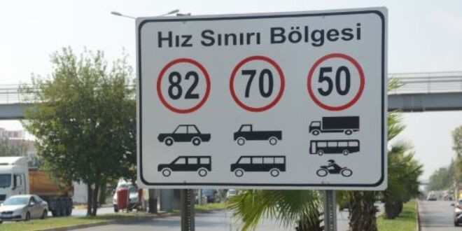 Herkes şikayetçiydi! Hız sınırları ve levhaları değişiyor! Resmi Gazete'de yayımlandı - Resim : 1