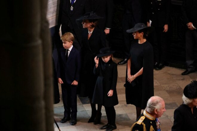 Kraliçe Elizabeth’in cenaze töreni başladı: Dünya liderleri akın etti - Resim : 4