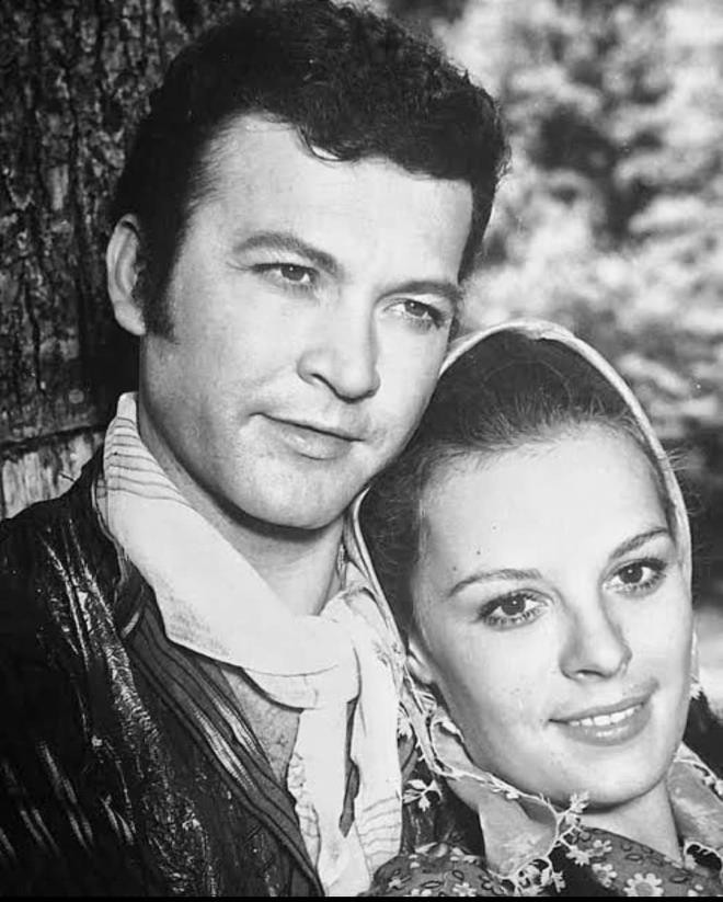 Hülya Koçyiğit'ten yürek burkan Kartal Tibet paylaşımı - Resim : 1