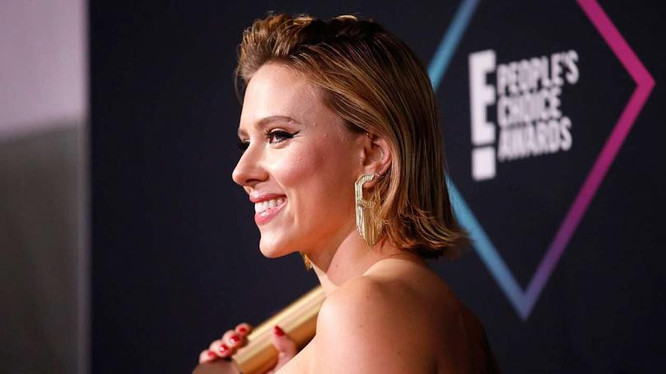 Ünlü isimlerin başı porno filmlerle dertte! - Resim : 1