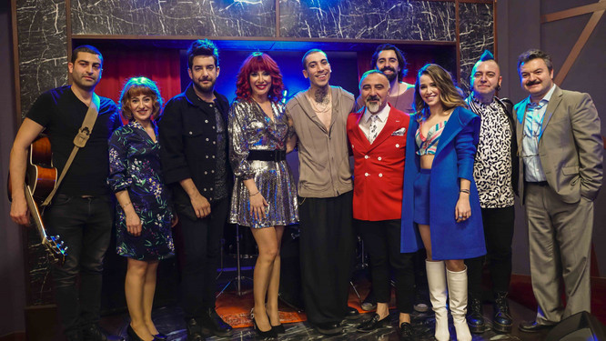 Jet Sosyete'ye hangi ünlü sanatçı konuk oluyor? - Resim : 1