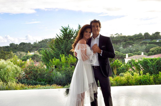 Ünlü top model Tülin Şahin evlendi - Resim : 2