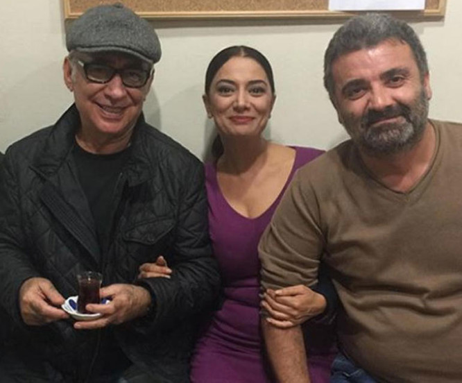 Ünlü oyuncu çift, dost kalmak için boşanıyor! - Resim : 1