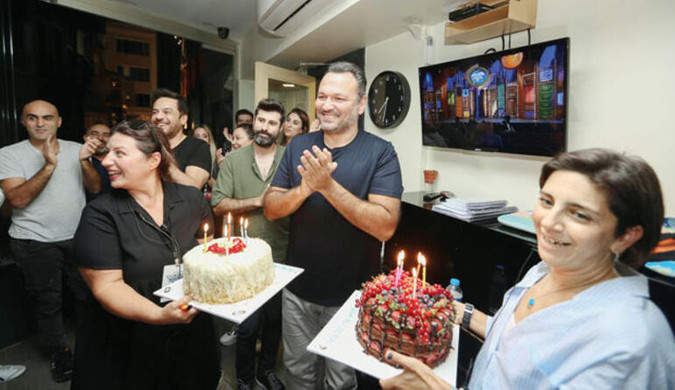 Ali Sunal'dan gizli görev! Galata sokaklarında simit sattı, kimse tanımadı! - Resim : 2