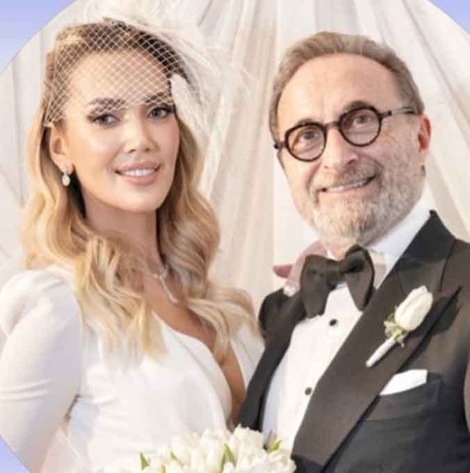 İstanbul sosyetesinin &uuml;nl&uuml; ismi gizli aşkıyla evlendi - Resim : 1