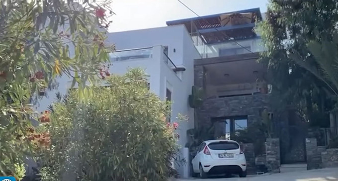 Kayyum Gürsel Tekin’e şok suçlama! “Evi boşaltmak için benden 400 bin TL istedi” - Resim : 3