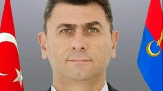 AKP'lilerin kestiği kurdeleyi tuttu yine de yaranamadı! Görev yeri değişti... - Resim : 3