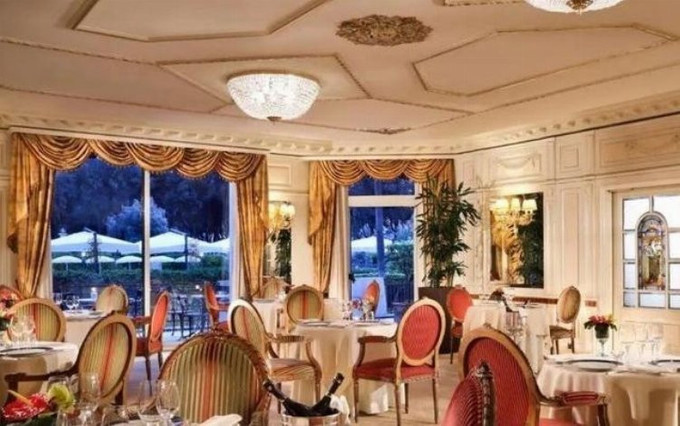 İmamoğlu, 73 kişiyle Roma'ya çıkartma yaptı! Kaldıkları otelin fiyatı dudak uçuklattı - Resim : 3