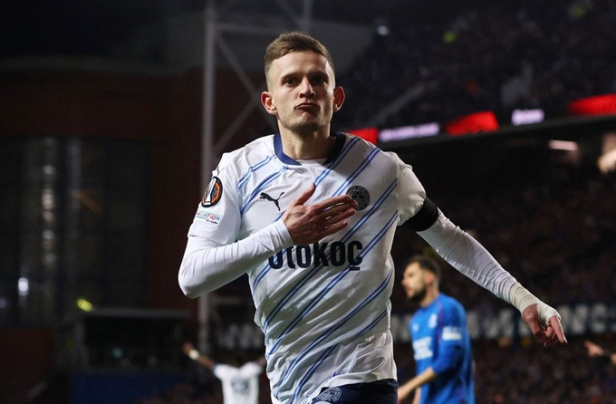 Mourinho’nun vazgeçilmezine sürpriz talip: Van Persie devrede - Resim : 1