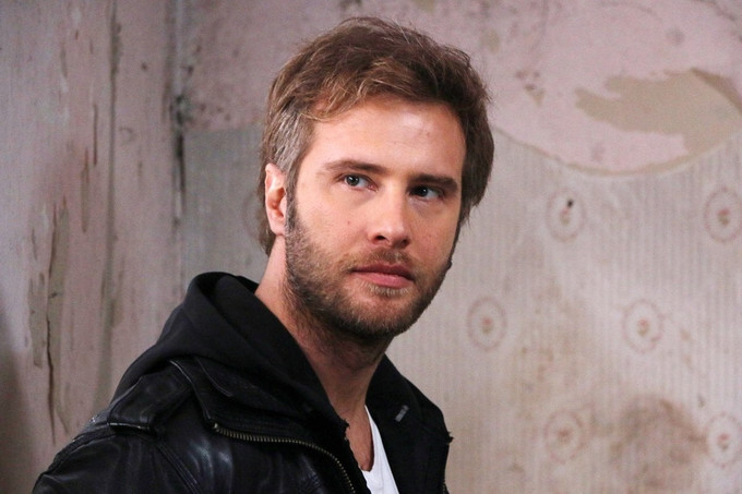 Ünlü oyuncu yönetmene sinirlenip diziden ayrıldı! 'Bu işte ben yokum efendim' - Resim : 2