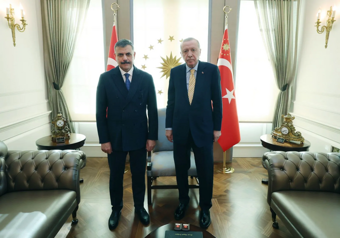 Cumhurbaşkanı Erdoğan'dan yeni bakanlara ilk kabul - Resim : 2