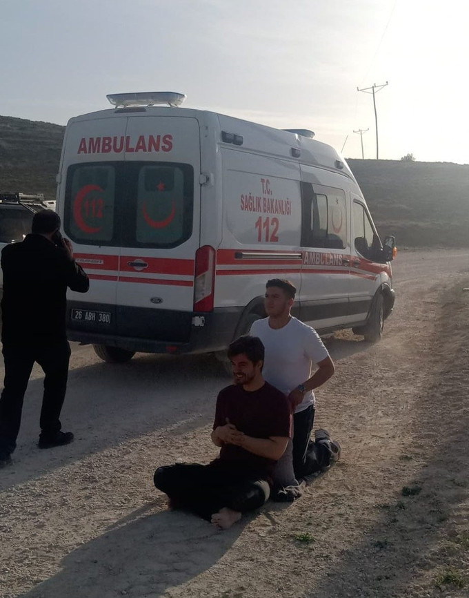 Gönül Dağı'nın Taner'i trafik kazası geçirdi! Olay yerinden görüntüler ortaya çıktı - Resim : 1