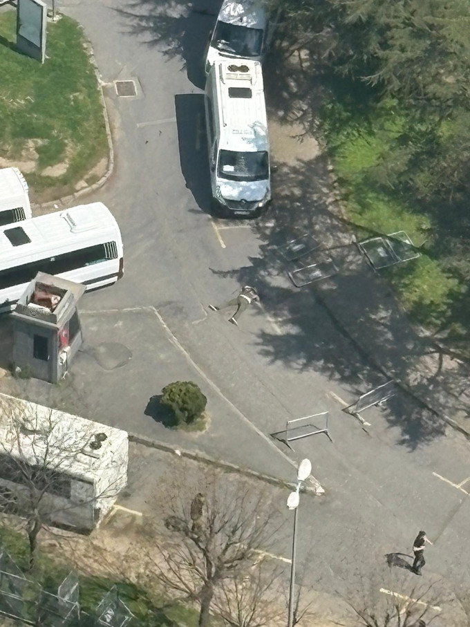 İstanbul'daki İsrail Konsolosluğu önünde çatışma! 3 kişi etkisiz hale getirildi - Resim : 2